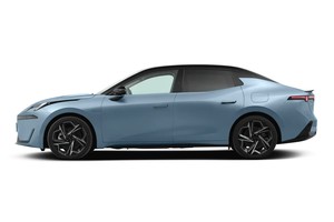 3-speed DHT plug-in hibrid akıllı sürüş yüksek hızlı NOA otomatik park 2024 Lynk & Co 07 EM-P - Product Image 2