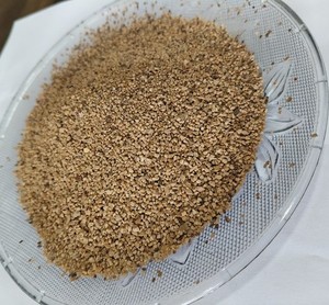 ウォールナットシェルフィルター材料石油工業用化粧品ウォールナットシェルブラストメディアグリット粉砕ウォールナットシェル研磨用