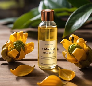 Ylang-ylangエッセンシャルオイル100% ピュアオーガニック<span class=keywords><strong>Cananga</strong></span>ボディケア用