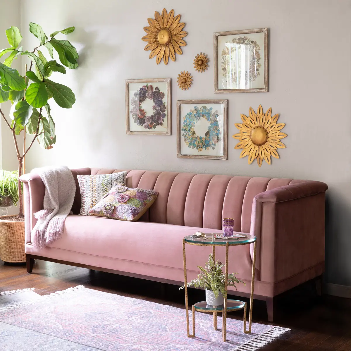 Modern Luxury Sofa Living Room Furniture Pink Velvet Fabric Sofa Set Living Furniture Home and Hotel Living Furniture