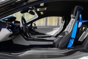 סיטונאי 2017 b-mw i8 קופה