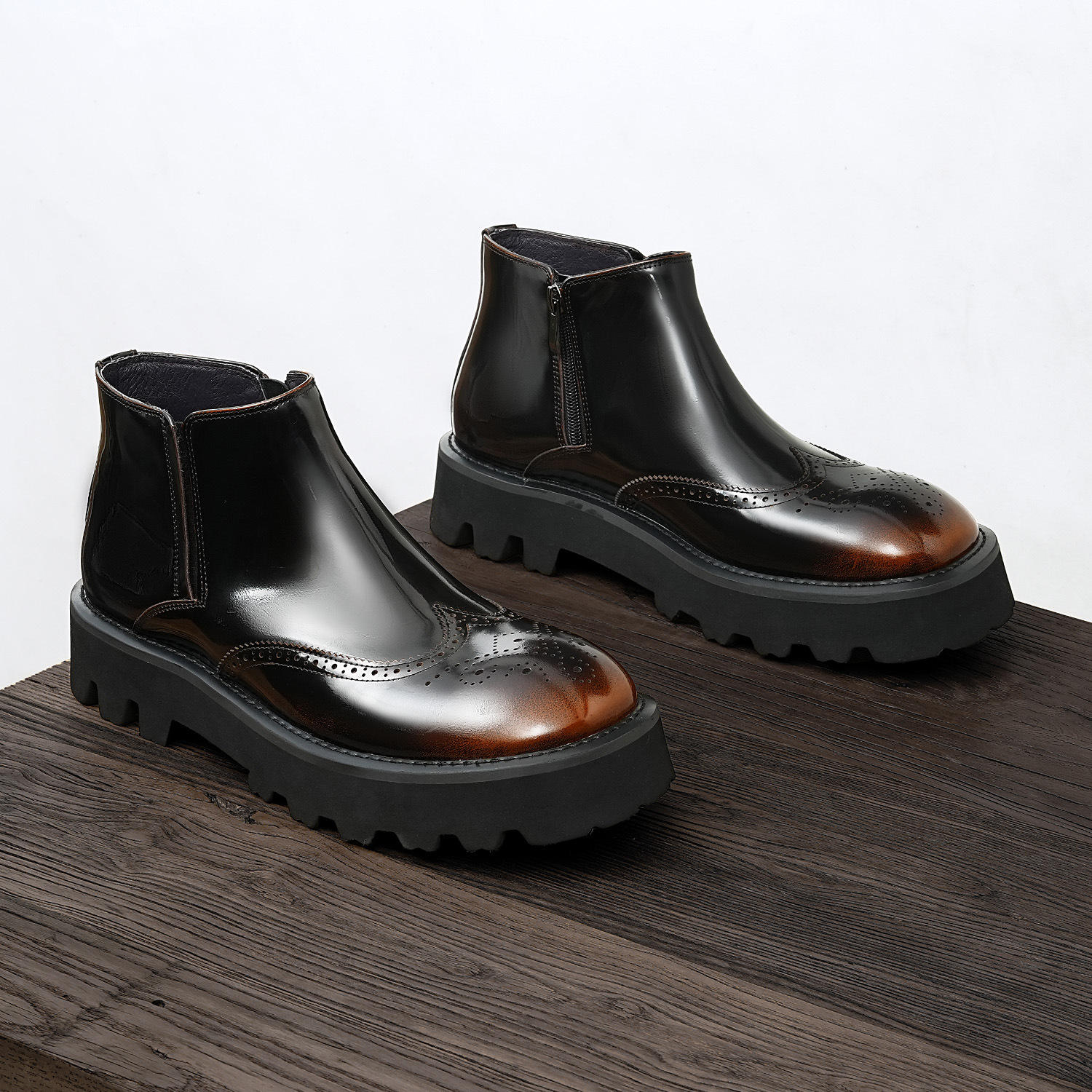 สีน้ำตาล