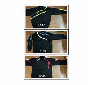 高品质现代涤纶运动服夹克定制幼儿园男女生校服最新体育活动