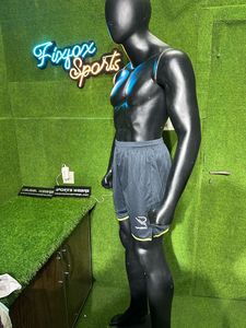 Pantalones cortos de hombre de nuevo diseño 100% poliéster Ponga su logotipo Cintura elástica lisa personalizada con pantalones cortos de cuerda para hombres - Product Image 4