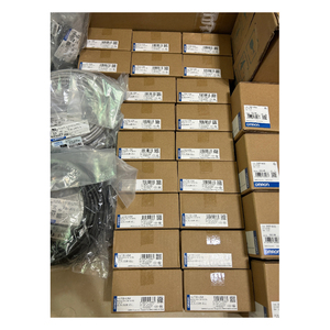Parti di automazione CS1W-CN118 vendita calda PLC programmatore modulo di controllo logico In magazzino - Product Image 2