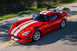 Fast Selling 2013 D-odge <strong>SRT</strong> Viper GTS - Product Image 3