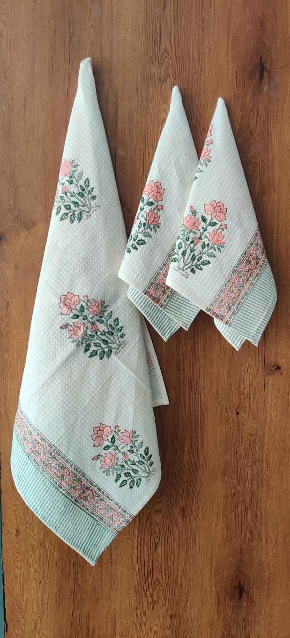 Identique à l'image