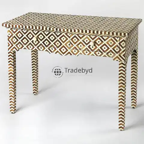 Available in different Colors