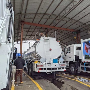 מפעל ישר h3000 ממטיר מים משאית 6x4 כונן גלגל שמאל היגוי מנוע מהיר תיבת ניקוי