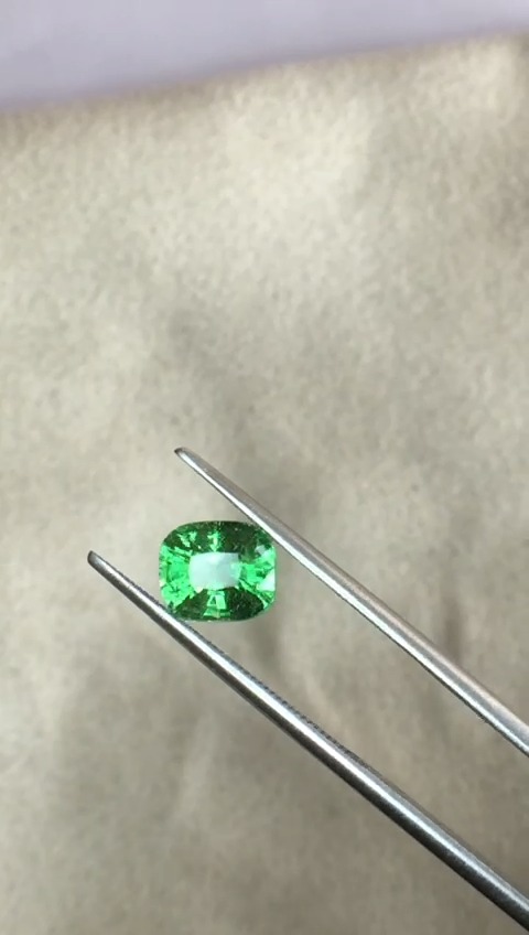 สีเขียว