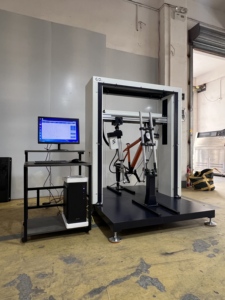 Statische Last prüfmaschine für Fahrrad pedale-Hochpräziser Pedalkraft-Ermüdung tester zur Bewertung der Festigkeit von Fahrrad rahmen - Product Image 2