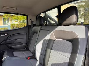 USED 2016 CHEVROLET <strong>COLORADO</strong> Z71 CREW CAB 4WD FULL OPTION READY to SHIP - Product Image 5