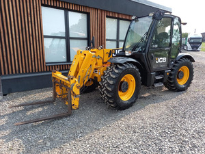 JCB 3ตันตัวจัดการแบบยืดหดได้7เมตรตัวยกดีเซลพาวเวอร์ Stacker สภาพใหม่4WD telescopic handler - Product Image 5