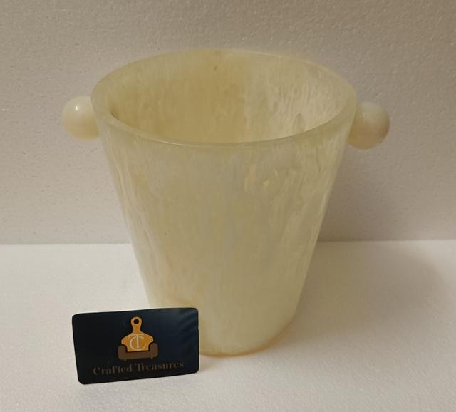 เป็นตัวอย่าง