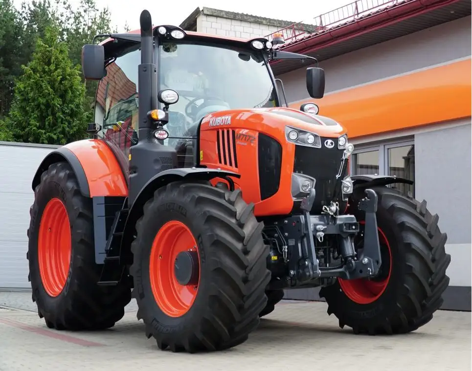 มือสอง Kubota รถแทรกเตอร์4WD ล้อใช้รถแทรกเตอร์คูโบต้ากับรถตักด้านหน้า