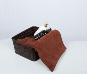 Stylish, Long-lasting, and Highly Absorbent Adult Terry Cloth <strong>Towels</strong> With a Red Weave for Bathing and Golf Travel - Product Image 6
