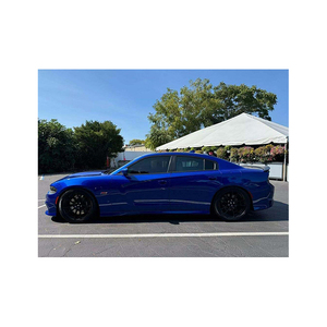 להתחמק מהרכב שרירים עם מנוע V8 <span class=keywords><strong>Hemi</strong></span>, עיצוב אייקוני ויכולות ביצועים גבוהים