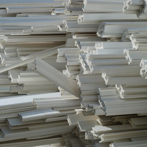 Geri dönüşümlü UPVC boru hurda ve PVC pencere profil cips beyaz ve gri renk - Product Image 2