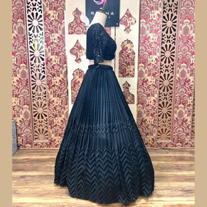 Çarpıcı siyah renk Lehenga ağır Beats el ile güzelce süslenmiş, hindistan'dan tüm işlevler için mükemmel çalışıyor - Product Image 4