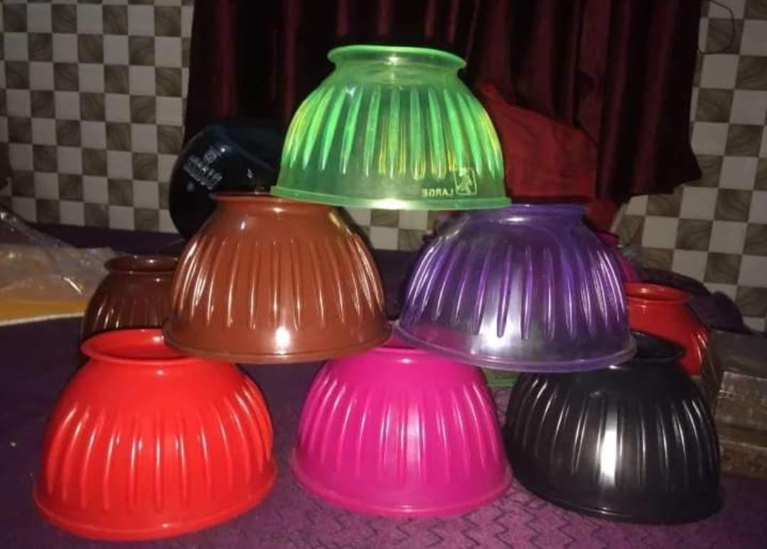สีม่วง