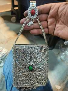 Özel yapılmış metal kabartmalı cep telefonu sapan tarzı sahipleri moda aksesuar mağazaları için taş kakma ile mevcut