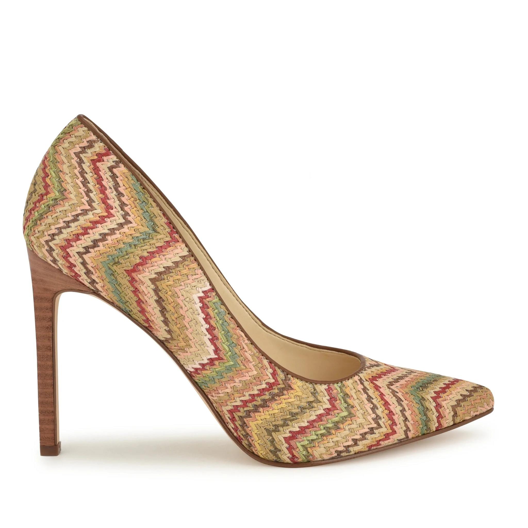 สีน้ำตาล