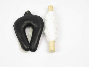 El işi bir deri cazibesi ile bir peregrine falcon eğitim ve cazibesi hareket halinde falconry sanatı sopa - Product Image 4