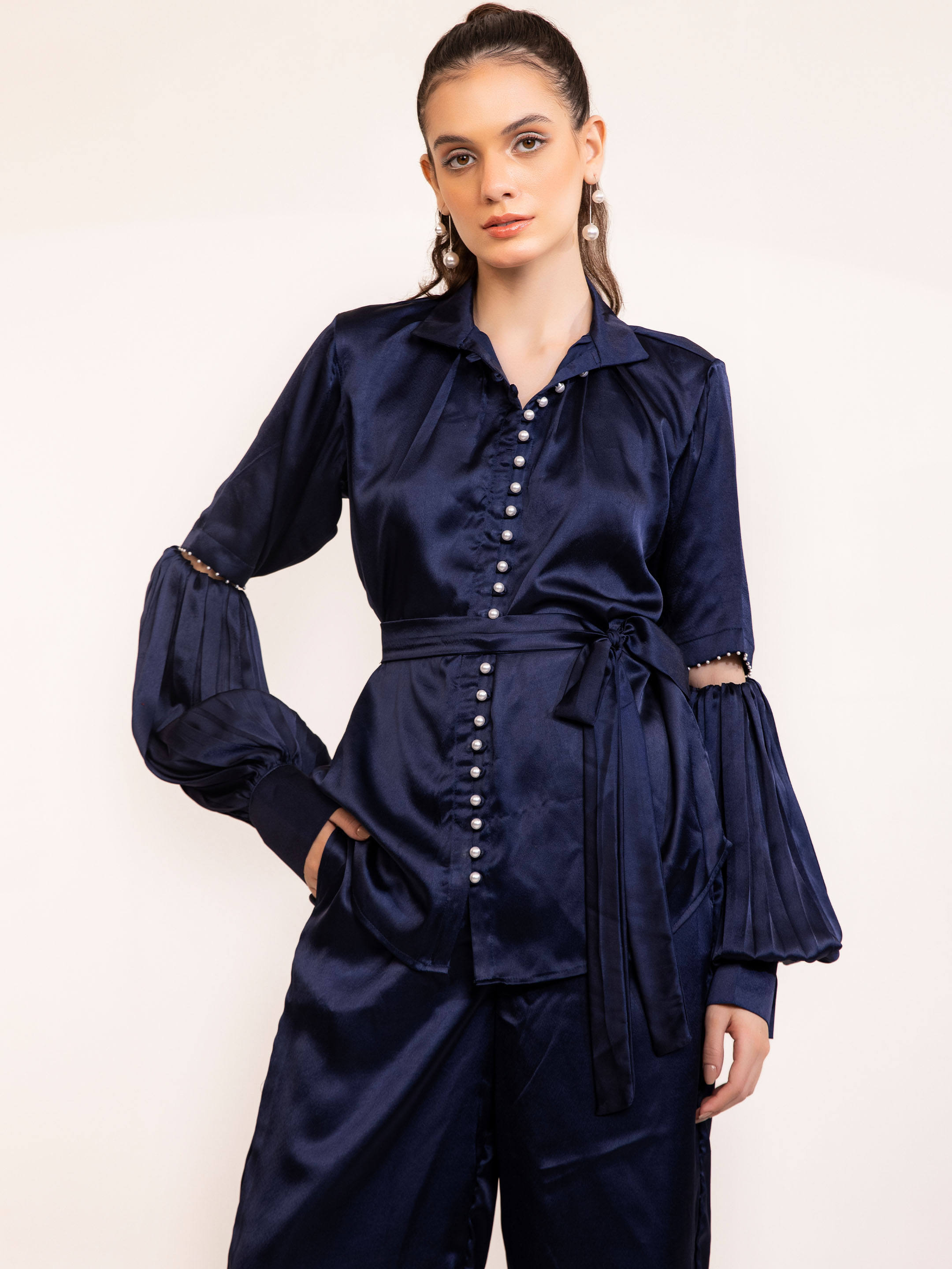 สีกรมท่า