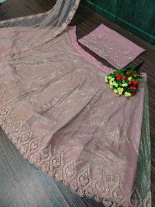 מעצב חדש חתונה ללבוש רקמה squnce lehengas choli עם דופאטה