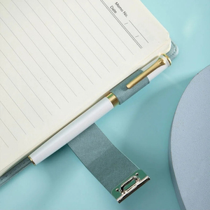 Elegantes diarios de cuaderno A5 de cuero PU con logotipo grabado con candado, perfectos para hacer diarios, tomar notas y reflexiones personales - Product Image 4