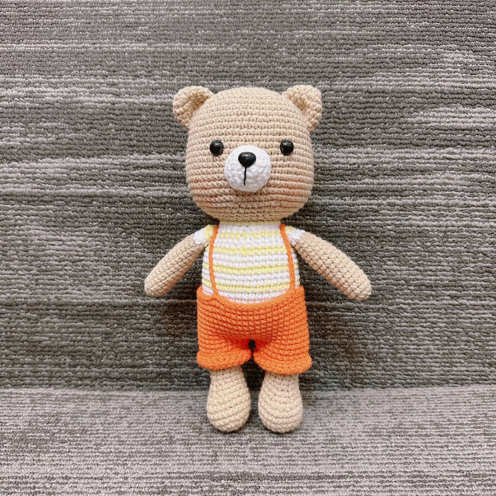 สีน้ำตาล