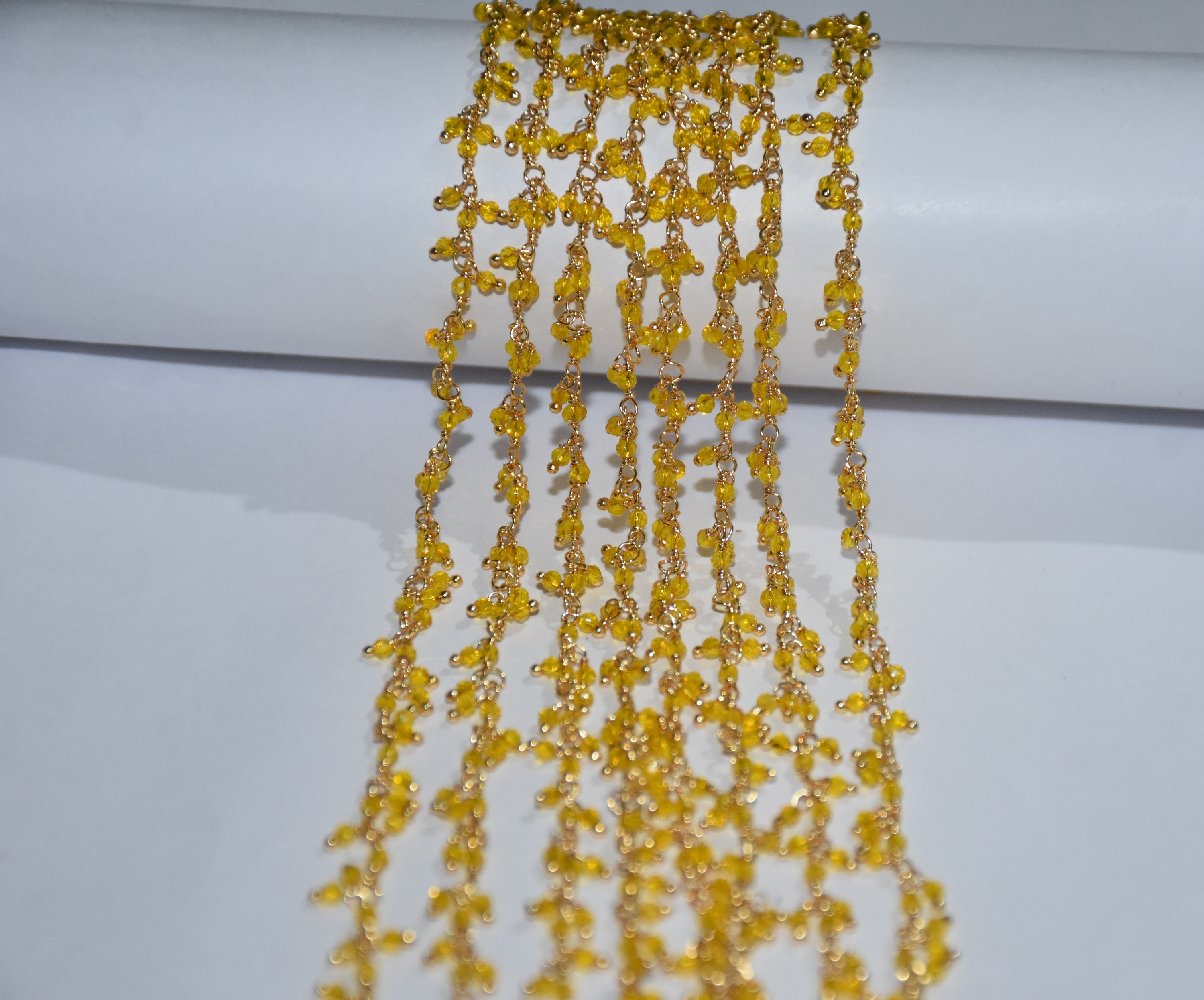 Jaune