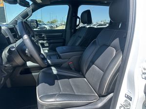 2024 RAM 1500 מוגבל מונית 4wd צוות