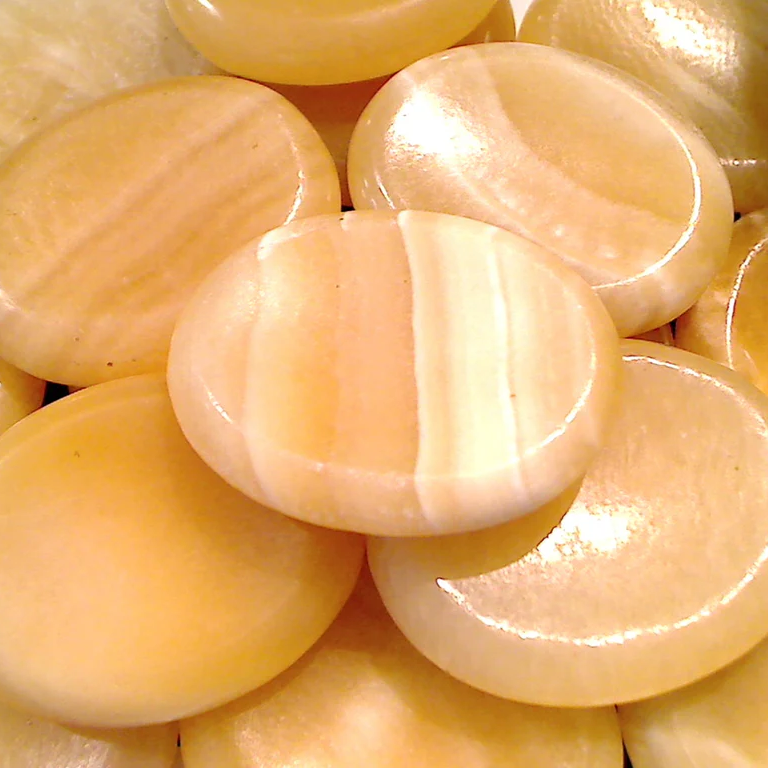 สีเหลือง