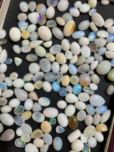 100% çekici etiyopya Welo yangın bombeli kesim opal  AAA sınıf doğal gevşek taşlar pürüzsüz cilalı taş Mix şekli güzel OEM - Product Image 3