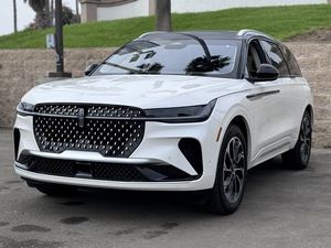 Kullanılmış 2024 L I n c O l n nautil-us rezerv AWD - Product Image 6