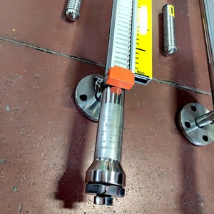 锅炉和柴油油箱液位变送器的标准磁性液位计指示器，用于精确测量 - Product Image 3
