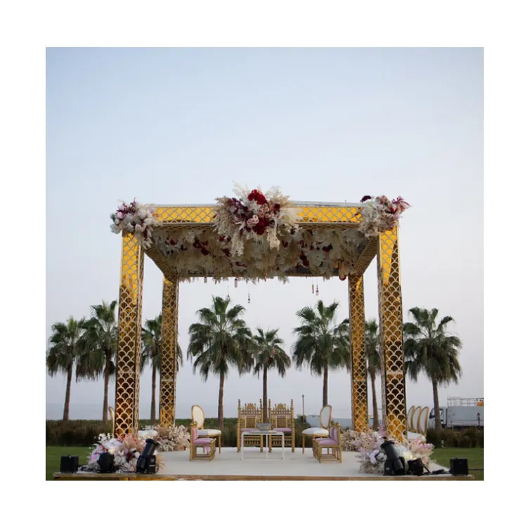 การออกแบบที่หรูหราคุณภาพสูงขายร้อนหรูหราอินเดียอุปกรณ์ตกแต่งงานแต่งงานอะคริลิคทอง Mandap ชุดในราคาที่ดีที่สุดที่
