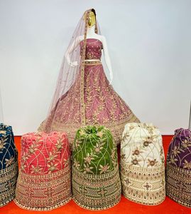 インドパキスタンスタイルLehenga Choli女性用ウェディングインドデザインフルネットLehenga Choli Dupattaブラウス刺繍ワークサリー