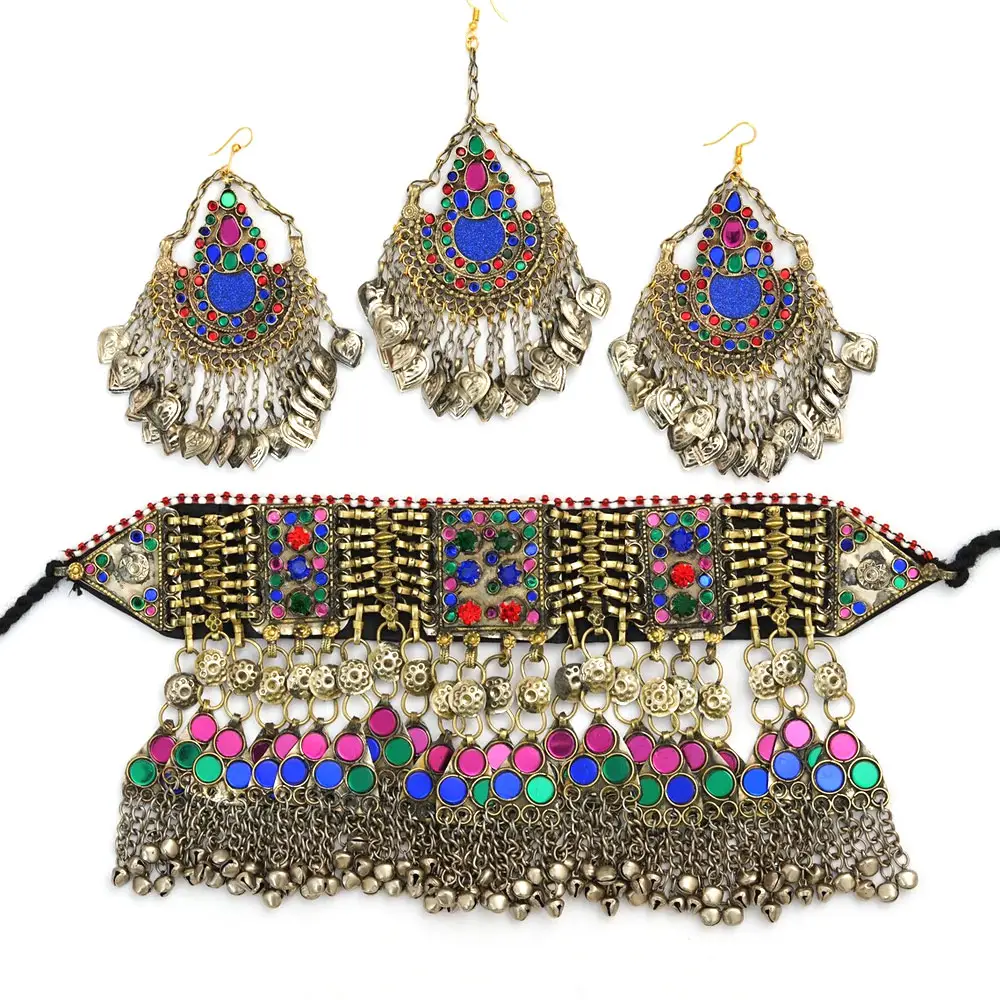 Servizio OEM Set di collana Afghani Top di tendenza personalizzato con prezzo accessibile completo di orecchini per ragazze e donne