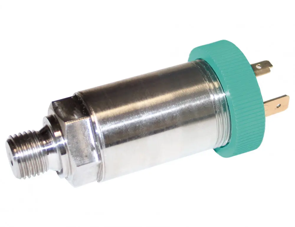 8227 PRESSURE TRANSMITTER, absolute/Relative pressure transmitter, robust, high-quality connector, very economic price