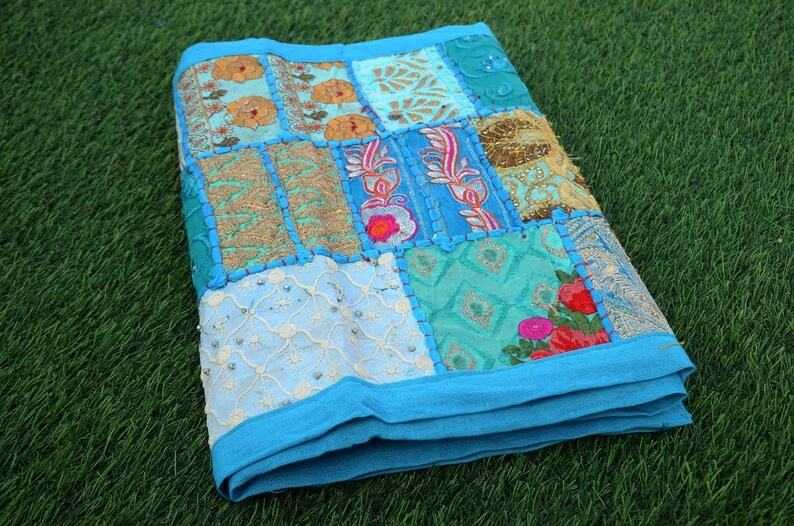 identique à la photo