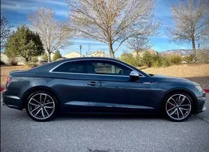 2018 Audi S5 3.0TプレミアムプラスターボエンジンAWDドライブレザーシート左ステアリングダークインテリア - Product Image 3