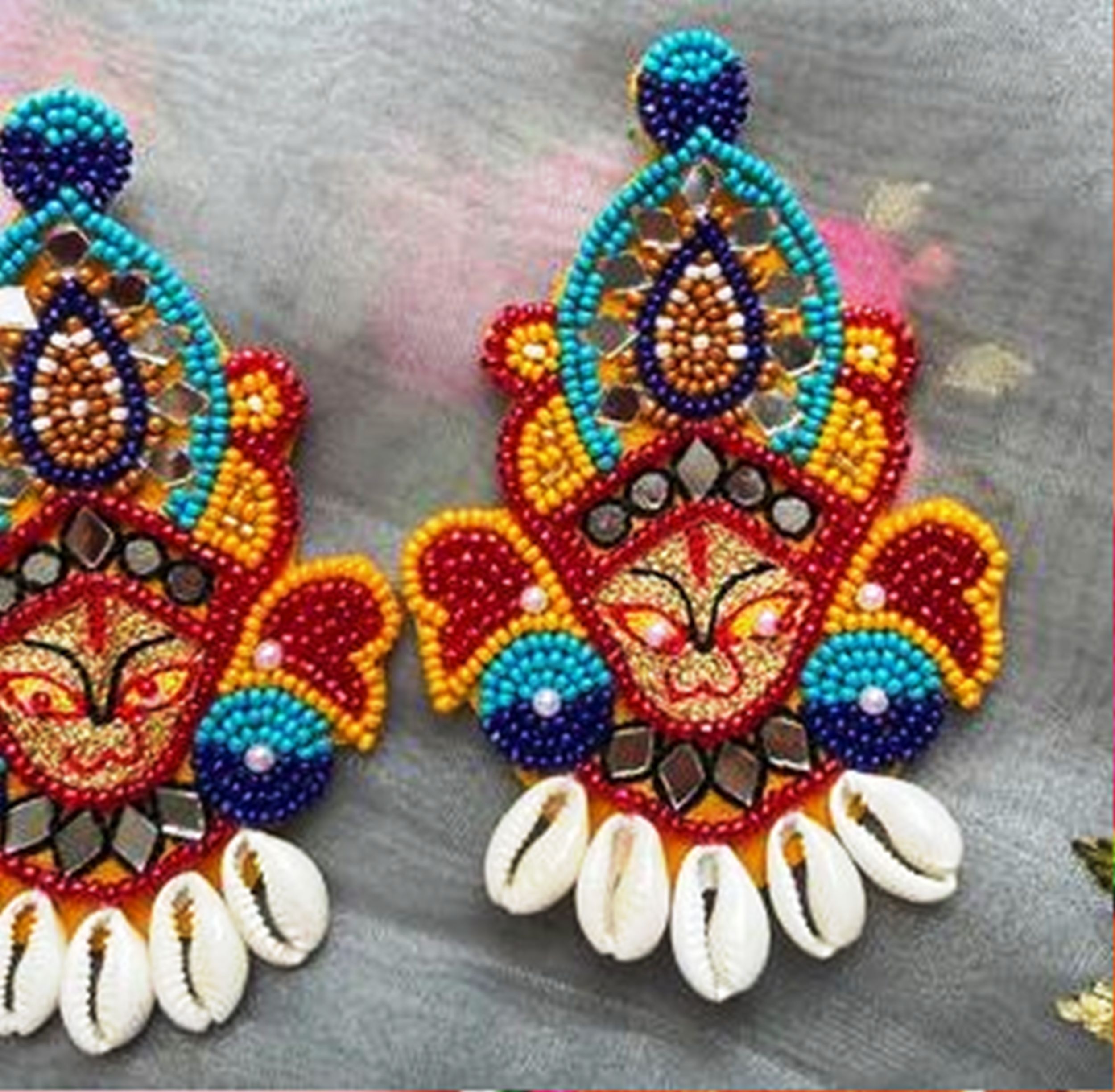 สีเขียว