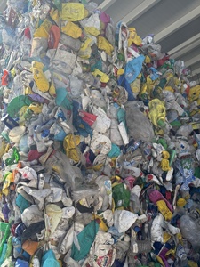 ขวดพลาสติก HDPE, เครื่องจ่ายฯลฯผสมสีก้อนเศษ-เศษพลาสติกสำหรับการรีไซเคิล - Product Image 2