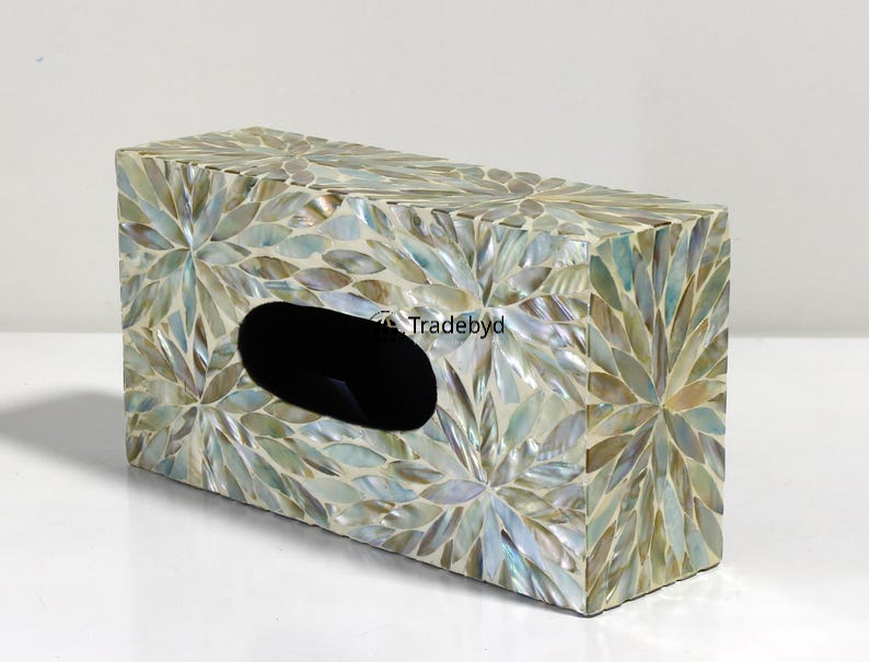 Available in different Colors