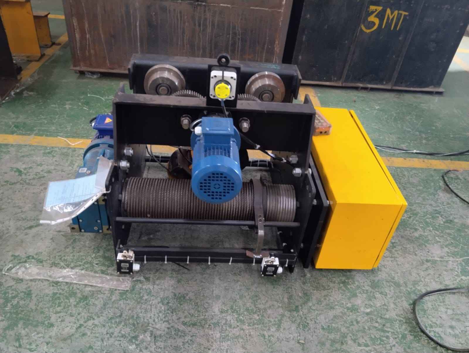 สีเหลือง