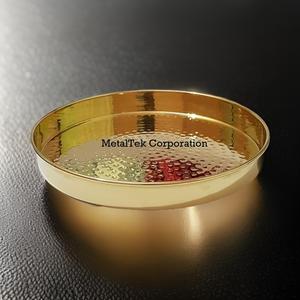锤打设计奢华金色圆形礼品托盘多用途批发低价婚礼装饰巧克力托盘