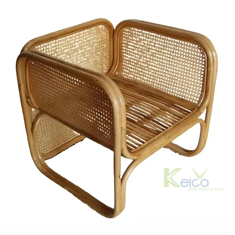 Chaises de salle à manger Keico Vietnam vente en gros 2024 mariage événement Style rustique empilable bois rotin dos chaise Amazon meilleures ventes