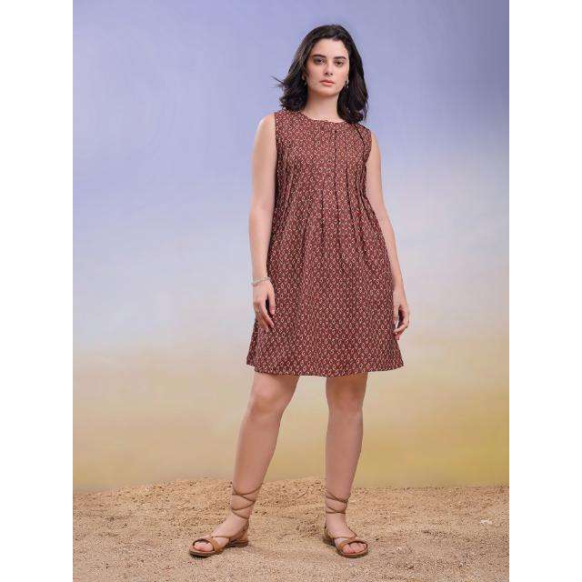 สีน้ำตาล